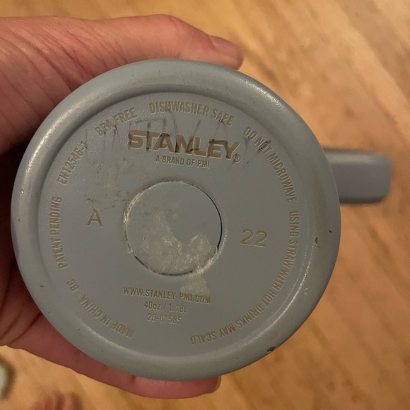 Stanley Blue Tumbler with Handle Accent - Picture 7 of 7